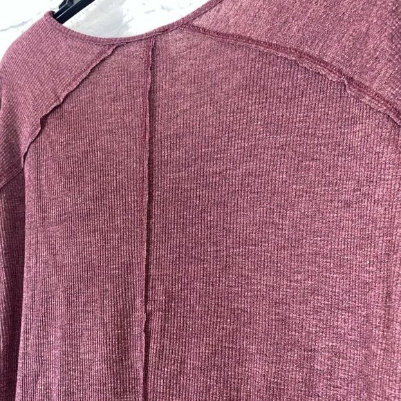 Essentials by full tilt Longsleeve scoopneck hi low lightweight ribbed top sz XS - Picture 6 of 7